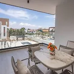 شقة Kalamon Luxury 202 W Pool And Gym لارنكا