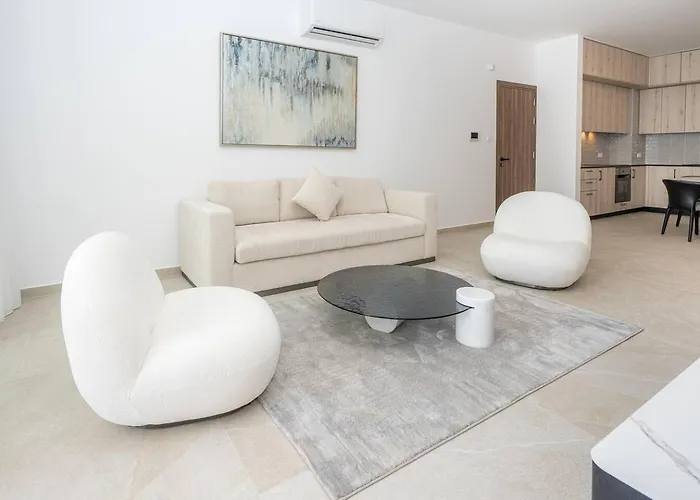 Kalamon Luxury 202 W Pool And Gym * Λάρνακα