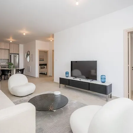 Apartament Kalamon Luxury 202 W Pool And Gym Larnaca