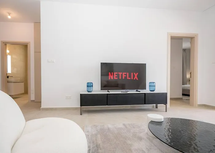 Apartament Kalamon Luxury 202 W Pool And Gym Larnaca